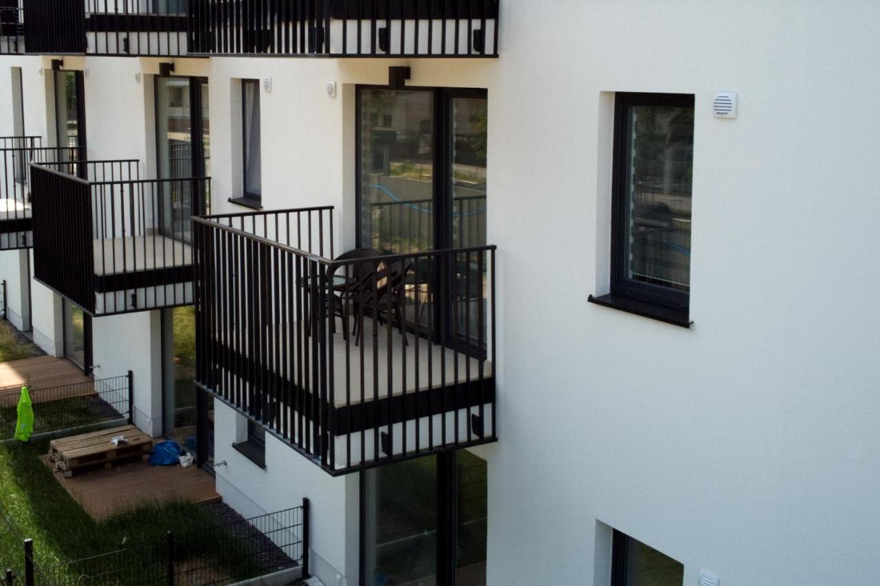 Essence Apartments Sapphire Poznan Exterior foto